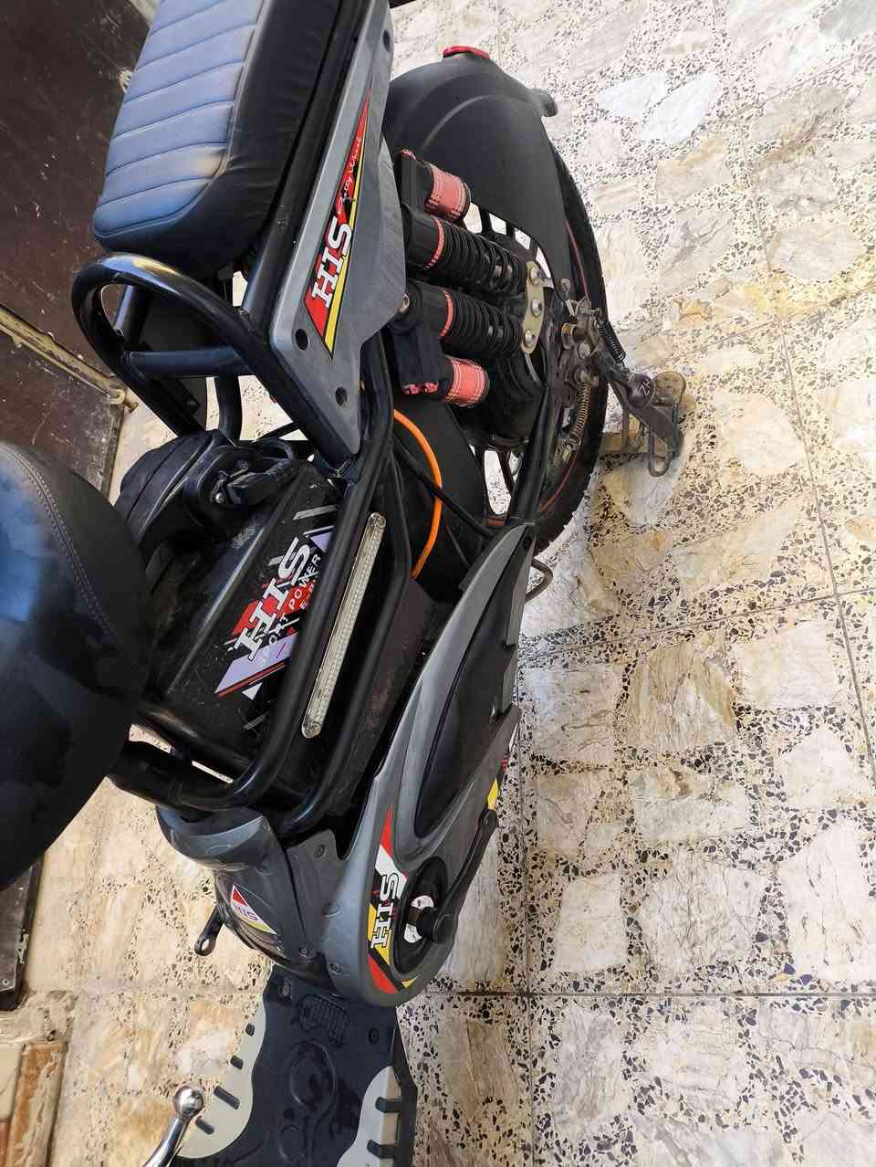 سلام عليكم دراجة شحن
للبيع السعر 250 وبيه مجال حك الجية
موصفات دراجه
شاشة بلوتوث وتبين الك الاعطال تصير بدراجه
وتمشيك من 30 الى 35 كيلو
سرعته 50 لحقيقي 
بدلت بطاريات جدد 5 مصار 3 اشهر
و تايرات جدد وكدامكم دراجة نضيفة 
اي عطل مابيه من لعقل او ايشي نضيفه كلش دراجه

العنوان بغداد الدورة شارع 60
عندك اي استفسار راسلني خاص


**إذا كنت صاحب هذا الإعلان وتريد حذفه لأي سبب، رجاءا أرسل رسالة إلى الدعم الفني**