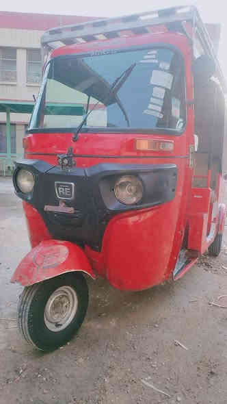 السلام عليكم شباب تكتك موديل 18 للبيع ابيع هل موجود تكتك نضيفه يرادلها تعمير بسيط وترتيب على ايدك اوراق مو رقم اريدها ب 3,250 وبيها مجال بسيط راعيها اخوي بدلت كلجاتها البارحه تكتك جاهزة مبيها عيوب قويه ما مستعجل على البيعه والما عاجبه السعر لا يكسر بحلال العالم وشكراً 🌹
للاستفسار هذا رقمي *********** مكاني بغداد
