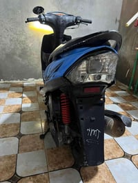 ماكس • خلل كهرباء • بصره ٥ ميل