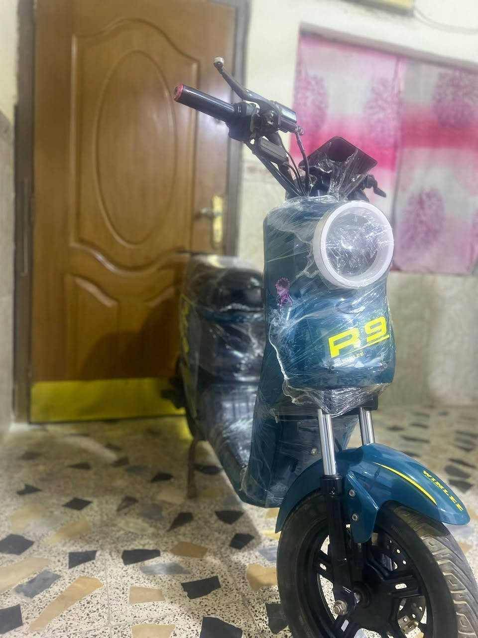 دراجه شحن R9للبيع كامله فقط نقص بطاريات وفحمات بريك سعر 260


**إذا كنت صاحب هذا الإعلان وتريد حذفه لأي سبب، رجاءا أرسل رسالة إلى الدعم الفني**