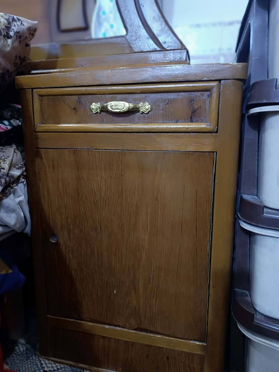 للبيع غرفة تزگام درجه اولى طابقين  نظيفه كلش السعر 750وبيه مجال


**إذا كنت صاحب هذا الإعلان وتريد حذفه لأي سبب، رجاءا أرسل رسالة إلى الدعم الفني**