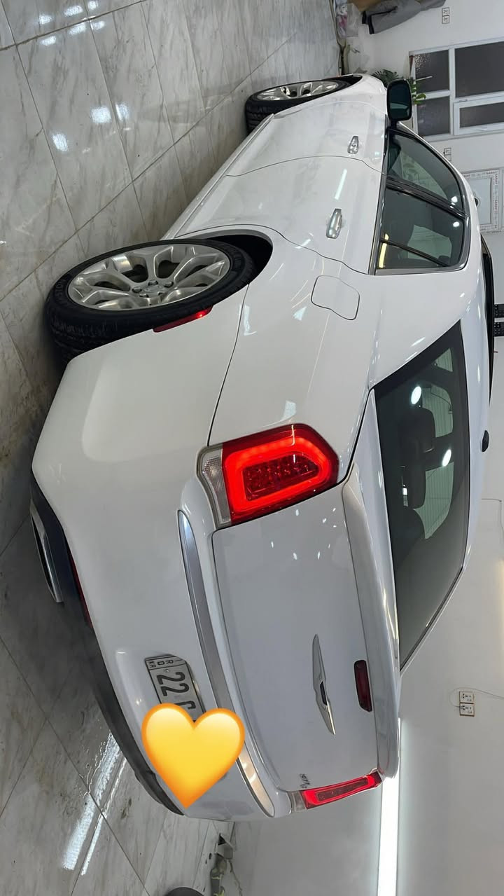 2016بلاتنيوم مواصفات بدون حساس ردار  يعني مواصفات مثل Cبس يجي بي سقف من داخل اسود وشفتات وكير Sيجي بي ويجي بي ويل 20بلادي 
سياره فول 
سياره كلين تايتل 
عدا تعديل بحافه جاملغ 15سم بدون فتح وبدون حادث سياره كلين تايتل داخل لعراق ماشيه 120الف مايل كير محرك كفاله مامفتوح سياره جديد مابي صبغ ولاتعديل غير هذا الى بجاملغ ولابي فتح برغي كله بشرط فحص و ورقه سونار بمنشور وسعره 
264ومجال 
***********
