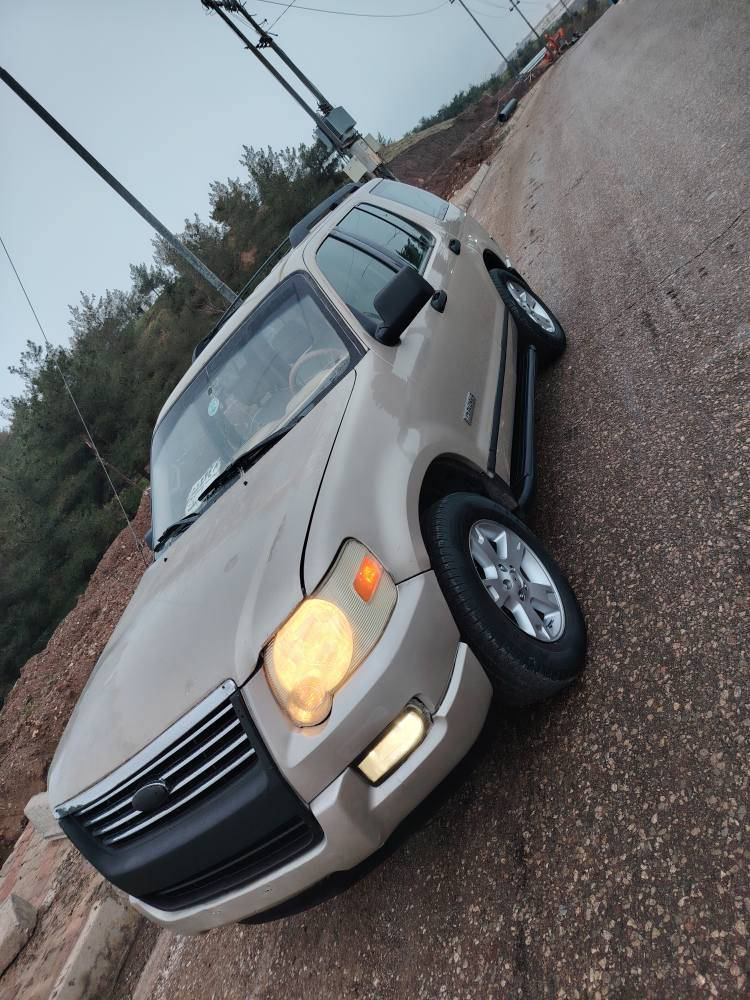 فۆرت ۲۰۰٦ مالی دۆستە بێ بۆیاغە کێرو مەکینە دەبل ئەکسل بە شەرت سعری ٥۰ کەمێک مەعامەلە مەنەفێس ئەسلی 0782 172 65 21 0750 462 2006 أربيل, العراق
