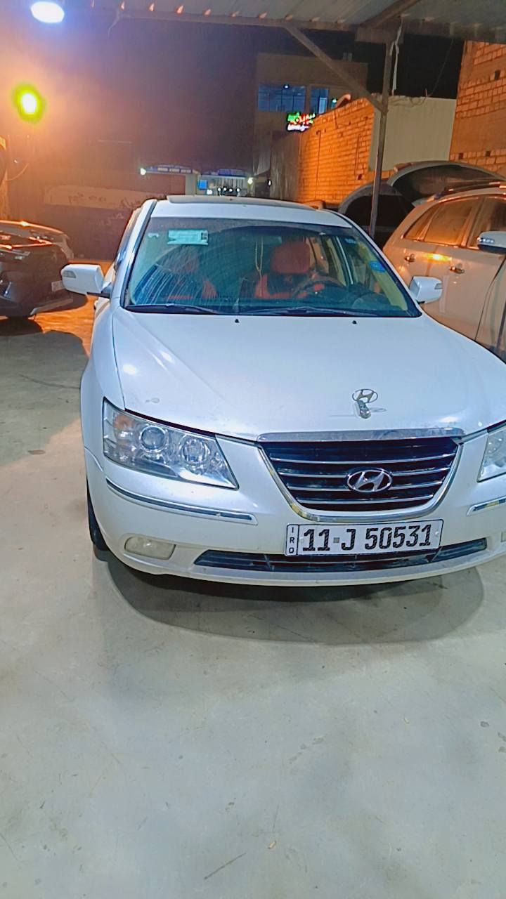 سوناتة خليجي 11 محرك 2400فتحة صدر خلفي امامي جديد تخم تايرات جداد تبريد سيارة بيها ادامة كاملة ***********
