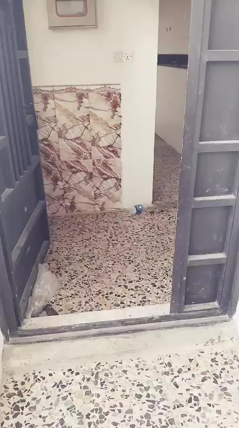 مشتمل للايجار فول مواصفات سخان وتانكي وماطور وانارة كاملة وسيراميك طابق ثاني للإستفسار اكثر الاتصال على الرقم ***********
