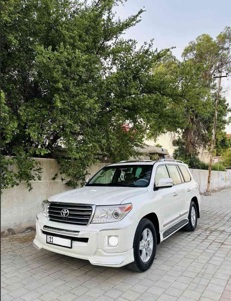 سلام عليكم 
يالله للبيع لاندكروز موديل 2013  كفاااالة عااامةةةة 
سيارة بعدهاا بوضع الشرركة 
رقم بغداد  بأسمي شخصياً  رقمها مميزز  وأربعه ارقام 
السياره جديدة جاهزة كل نقص مابيةة 
تخم تايرر جديدد 
السعرر 348$ 
 رقمي ***********☎️مكاني بغداد  رصافةة 
مواصفات سيارة 
شاشات خلفية
 خمس كامرات 
كشنات جلد + كهرباء 
شاشة كبيره 
كامره خلفية دواره مع لاستيرن 
طفايةةة 
مري شفط 
اشاير مري 
زراك لايت
مري قلاب 
نضام ترحيب 
سلايت روف 
بصمة ابواب +بصمه تشغيل 
تبريد ثلاث قطع 
سبعه راكب 
داخل صاااج
مكينه( 6) سلندر  
حساسات امامي وخلفي 
سياره فوول مواصفات ومعروفة مواصفاته
