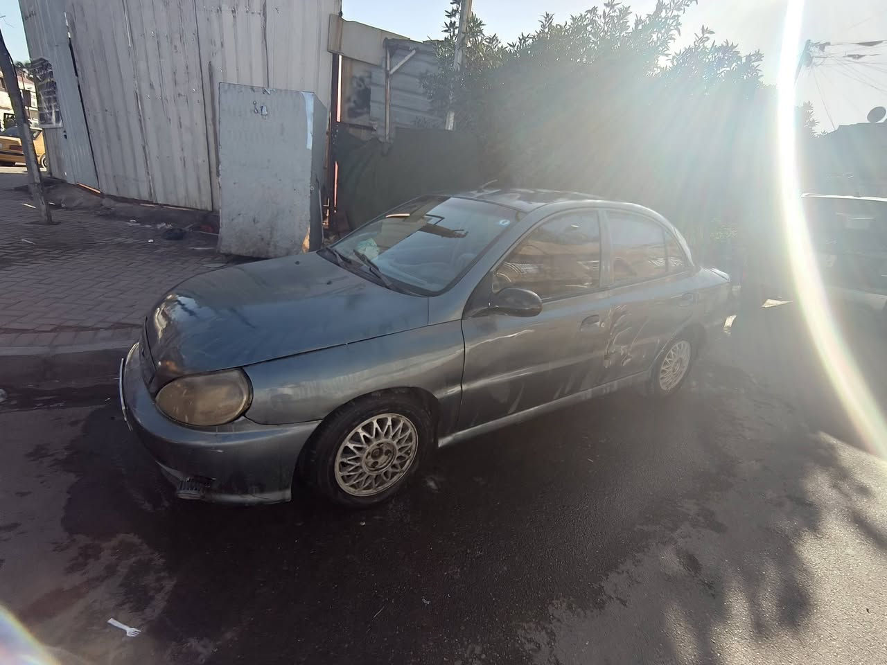 السلام عليكم للبيع ريو موديل ٢٠٠٢ باسمي رقم بغداد جديد هزة جديده مكينه وكير خير من الله عل فحص شواصي نظيفات مملعوب بيهن بيهه ضربه بلباب من كشر مماثره عل داخل رايدهه ب٤٠  وبيهه مجال بسيط للستفسار ***********
