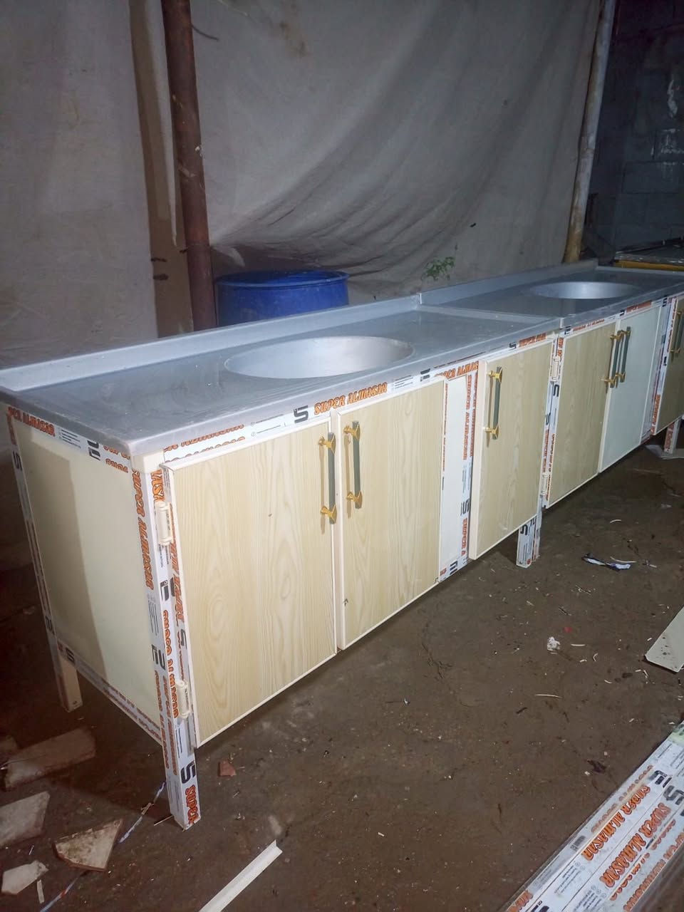 تفاصيل علرقم ***********
