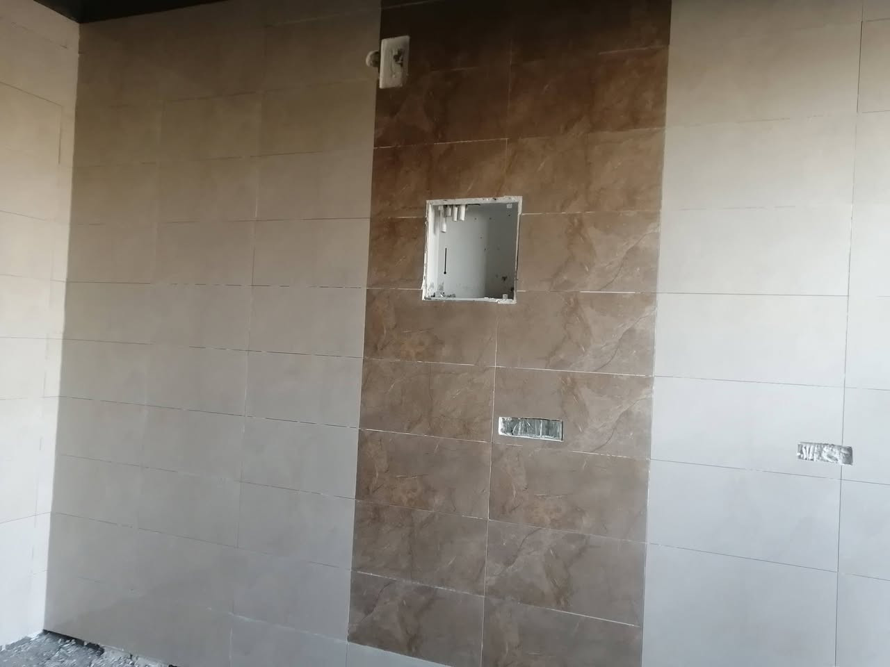 خلفة سيراميك
دقة ونظافة وسرعة واستمرارية بالشغل

اسعار مناسبة

شغلي بمركز الناصرية فقط

رقمي: ***********
