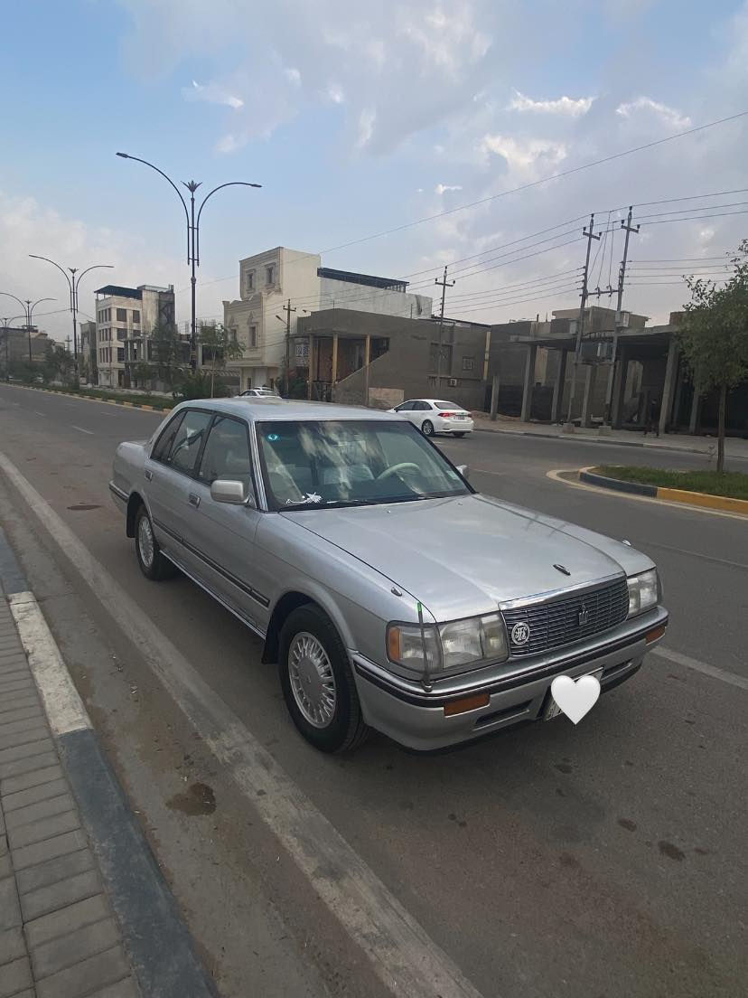 اسلام عليكم ارنب اكراون للبيع مكفوله من الضربه ولكص ونقل  ولبدي شوف العين حداديه نضيفه تخم تاير تبريد خير من الله للستفسار ***********
