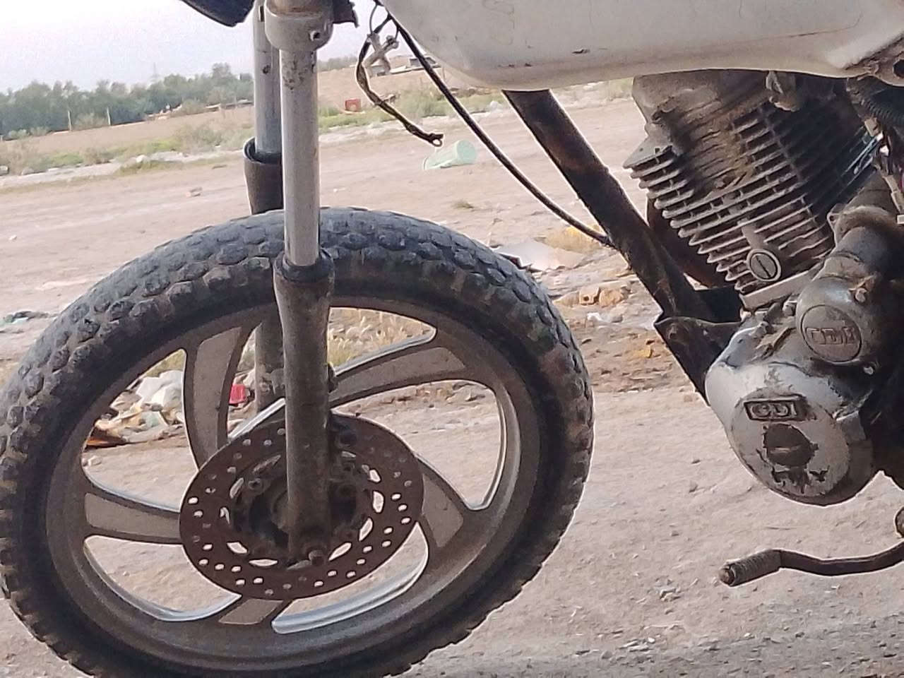 دراجه لبيع اوراق اصولي كوت شغاله دبلات كهربائيات عوزهة باتي  سعر 200 مكان العزيزيه الخماس


**إذا كنت صاحب هذا الإعلان وتريد حذفه لأي سبب، رجاءا أرسل رسالة إلى الدعم الفني**