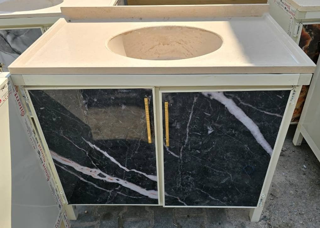 جديد جديد غير مستخدم 
سنك مرمر قياس متر واحد للبيع 
عنوان الكوت


**إذا كنت صاحب هذا الإعلان وتريد حذفه لأي سبب، رجاءا أرسل رسالة إلى الدعم الفني**