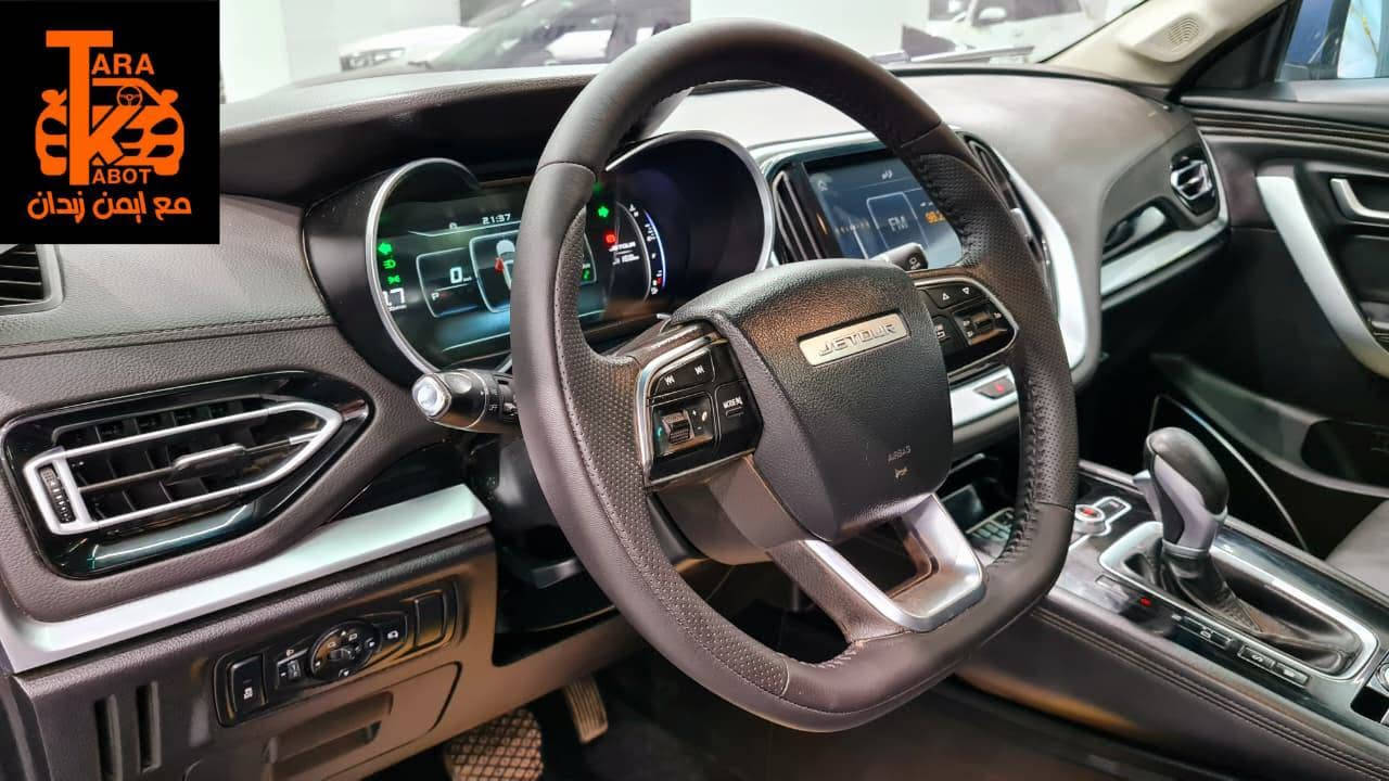 جيتور X70 // موديل 2022 //
 🔵 7 Seats 🔵 ٧ مقاعد 🔴
⚫️ Luxury // أعلى فئة اللون السماوي 👌
🌟السيارة بحالة ممتازة 👌 بدون خربووش 🌟       
     
🔴 All Fabric ✅️👌 //  Light Blue 🔵
ماتور 1,500 سي سي// تربوووو 🕶️
بفتيس اوتوماتيك اعتيادي ايسن ياباني من 8 سرعات 😎- 
 يولدان 147 حصان
 وعزم دوران قدره 210 نيوتن / متر 🔵👌

⚫️ عداد 100 الف كم 👌
صيانات منتظمة بالكامل 👌

🔴 فابريكا بالكامل حرفيآ👍
🔵 بدون أي حكات أو خرابيش نهائيآ 👌

🔴السيارة لا تحتاج إلى أي مصاريف نهائيآ...
(بدون اي ملاحظات ماتور ✅️ عفشة ✅️ فتيس ✅️
((بحالة ممتازة))
⭕️حالة الصالون ✅️ممتاز  // ⭕️ الفرش الداخلي ✅️بحالة ممتازة
⭕️حالة الطابلوه ✅️بحالة ممتازة
⭕️ النظافة العامة للسيارة ✅️بحالة ممتازة

🔵زجاج جانبي وخلفي ملون👌
💳 رخصة شهرين 👌
🔵 المعاينة // التجمع الأول - القاهرة 🔴👌 القاهرة, مصر


**إذا كنت صاحب هذا الإعلان وتريد حذفه لأي سبب، رجاءا أرسل رسالة إلى الدعم الفني**