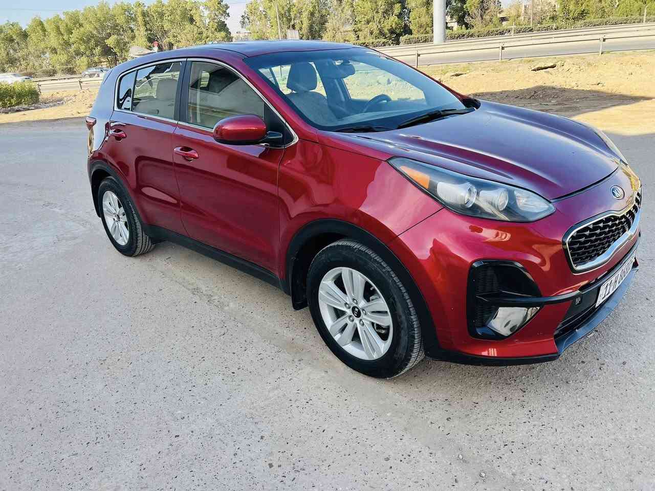 مرحبا/ سبورتج للبيع موديل 2019 رقم بغداد / كير ومحرك ممفتوحات ع البلاد / تخم تاير وتبريد وصدر كله تمام حادثهه جاملغ وبنيد موضحات بالسونار  السياره مكانهه بغداد السعر (١٤٧) الاتصال ع ***********
