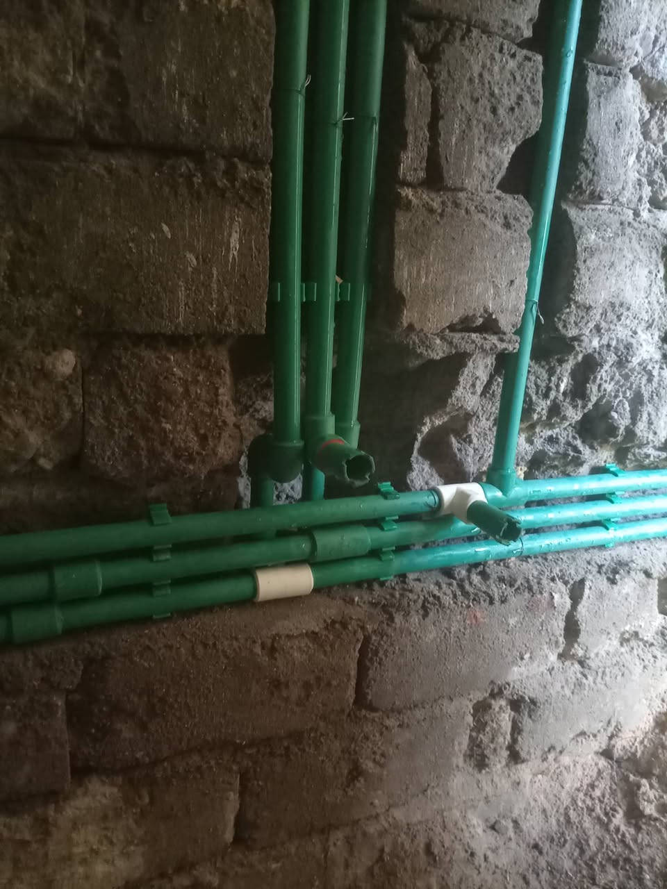 سلام عليكم عمل مأء مجاري تقطير سبالت مع غاز بأحـدث الطرق ***********
