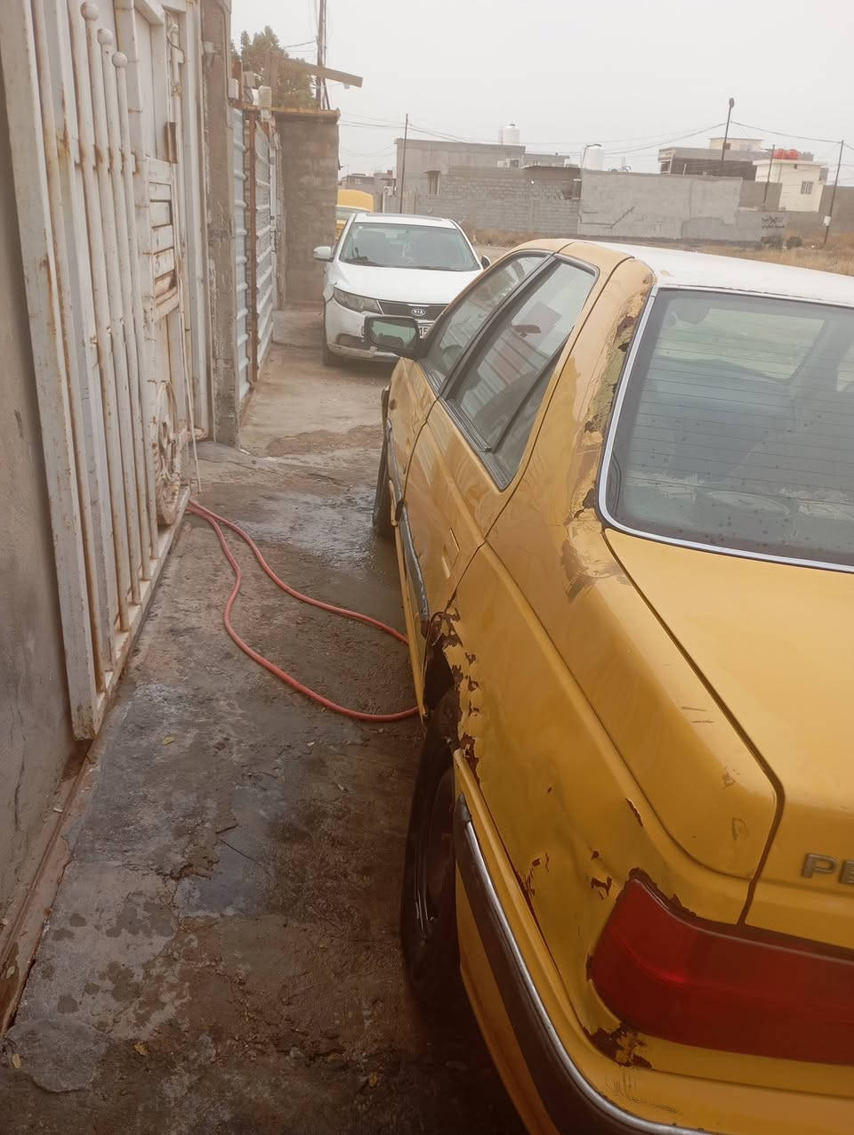 السلام عليكم بيجو بارص للبيع مديل 2010مكينه جديده صدر خلفي جديد مكاني بغداد الدوره السعر 22ورقه وبيها مجال ما متواجد خاص اي استفسار اتصال علرقم*********** او واتساب
