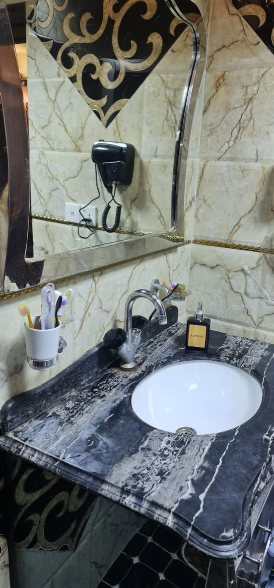 مغسله مرمر قياس متر مع مرايه تكمه السعر ١٥٠ الف مكان شارع فلسطين


**إذا كنت صاحب هذا الإعلان وتريد حذفه لأي سبب، رجاءا أرسل رسالة إلى الدعم الفني**