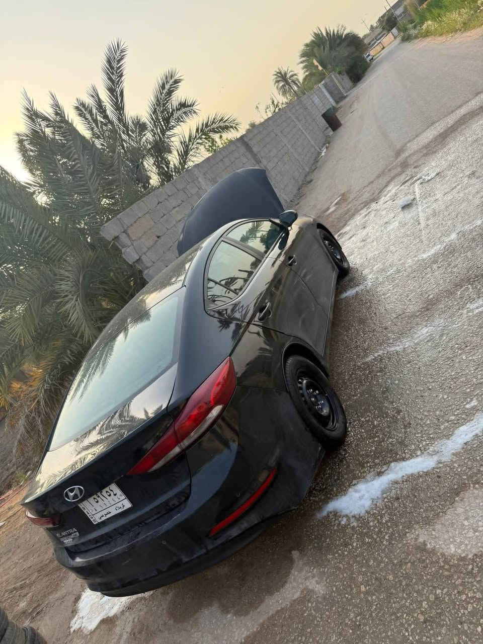 أمريكي
موصفات كامره  +شاشه +مانع انزلاق +منضومة زنون +رقم مبدل جديد دولي ب اسمي تحويل ثاني يوم

***********
تخم بلكات جدد +تخم مجاول +تخم نوزلات + منضومة تبريد شركه ستوني مبدله كامله ب 650 الف وكاله أصلي تبريده ثلاجه سياره جاهزه ترايك لمكه مو للبصره 
العنوان كربلاء _طويريج
