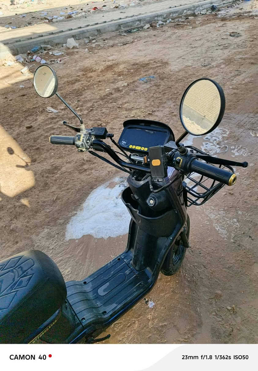 R9 جديد اسعمال قليل صارلها شهرين عندي 2026
كلشي شغال بيها 
1اشاير يمنه يسره او دبل اشاره
2لايت عالي ناصي
3نشرات لد شغال 
4باتري خمسه ما مستهلكات 
5ملف مضيف 
ما امبدل بيها شي 
السعر 400قفل 
لل استفسار خاص او على الرقم ***********
