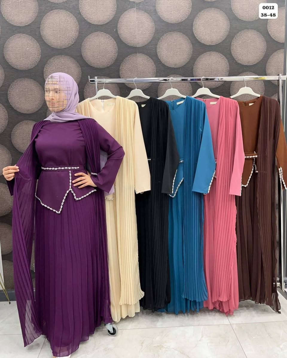 لاحجز واتساب ***********
فستان ملكي🖤
خامة دابل & شيفون
38-40-42-44-46-48
توصيل جميع محافظات العراق 🚙
