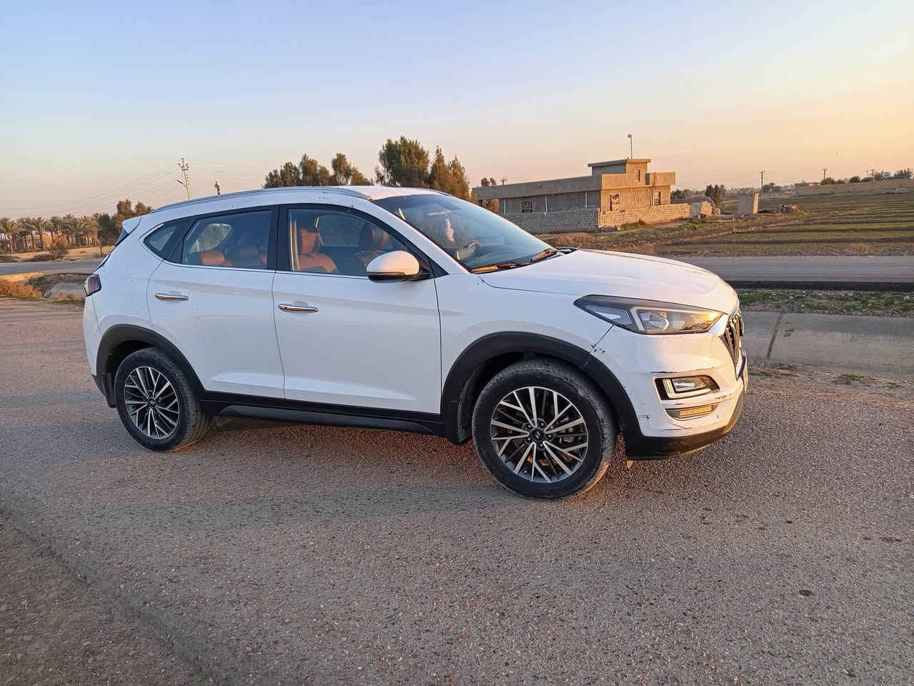 توسان خليجي 2020فول مواصفات السياره بيها جفيه علا جهه السائق سياره خير من الله أبيعها علا وضعها   سعر 135 مكاني بغداد مشاهده ***********
