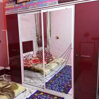 غرفة للبيع • شارع ستين • خاص