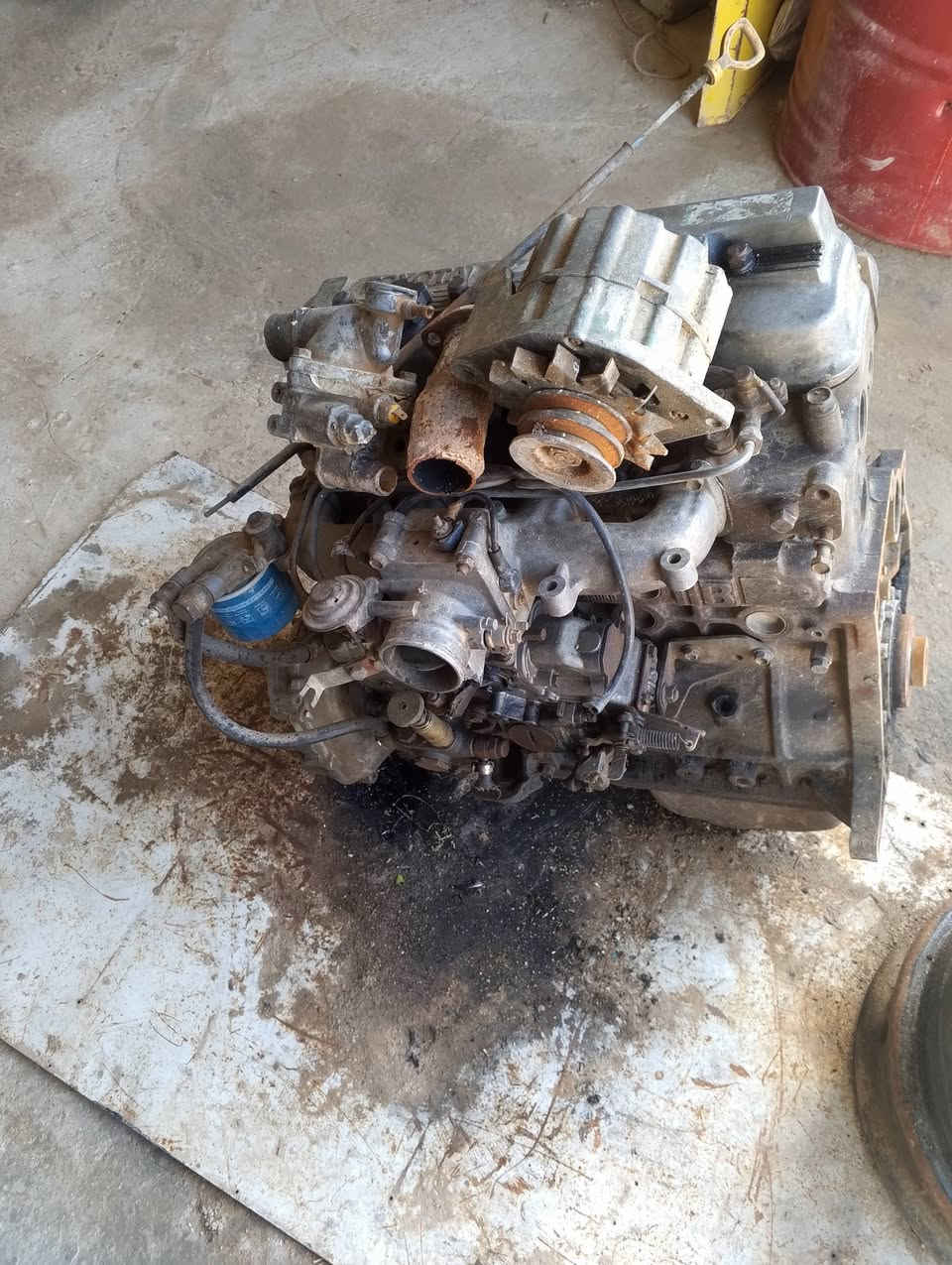 البيع مكينه مال تيوته مكان بغداد الشعب حيور ***********
