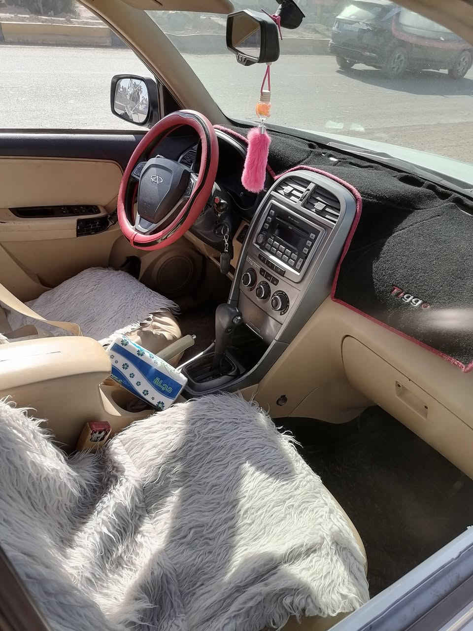 السلام عليكم للبيع تيكو موديل 2013 رقم بغداد انكليزي بسمي محوره گير ومحرك كامري قبل خمسه ايام لمن اشتريتلهه محرك حاويه من الطالبيه سياره حلوه بس بيهه شخطه بالدوسه والباب عكس السايق موضحه بالصوره سعرهه 47 مال بيع مكاني بغداد ابوغريب او الغزالية *********** واني اعتذر لنو صار عندي ضرف وحذفت المنشور قبل فتره
