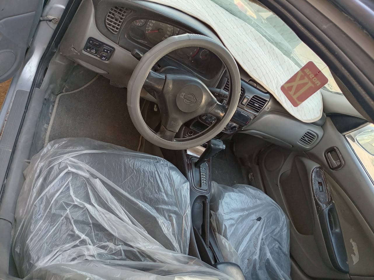 السلام عليكم نيسان صني مديل ٢٠٠٠ رقم قادسيه السياره صبغ عام جماليه كير مكينه حداديه تخم تاير مكفولات السياره حلوه جاهزه مكان نجف السعر ٥٣ وبيها مجال للطيبين  ***********
