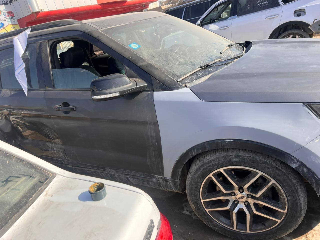 السلام وعليكم لل بيع مستعجل
2018
فورد اكس بلور فول واحد على واحد رقم بغداد السعر ١٦٥
وبيه مجال 
رقم الهاتف ***********
