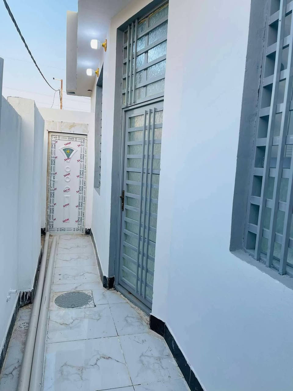 دار للبيع #نضام_اقصاد_شهري
130 متر  #سند_25
بسعر 43 مليون مع المجال 
مستعجل عل بيع بسعر النقد
مقدمه 15 قفل 
كل شهر 500 ألف قفل

غرفتين/صاله/مطبخ/صحيات 2/استقبال
كراج كبير/مكشوفه 2
ماء/كهرباء/سوق/مدارس/تبليط #عرض_10
الضمانات صك محكمه 

الموقع 🏡  
نجف/شارع الصب عمود 317 سوك الحمداني
للتواصل

***********0
