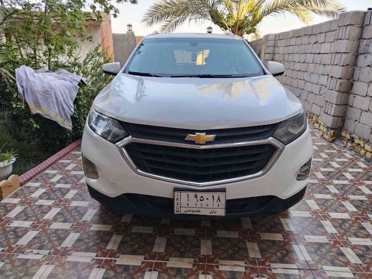 بسم لله الرحمن الرحيم..
للبيع فقط كوينكس 2018 محرك 2000 حادث خفيف جدا سطحي مبين بصور الحادث المرفقة . باسمي رقم بابل  كير محرك كفالة كل قطعها اصلية يعني مابيها تبديل ولا قطعة . معروضة ١٢٨ ورقة وبيها مجال .
***********
