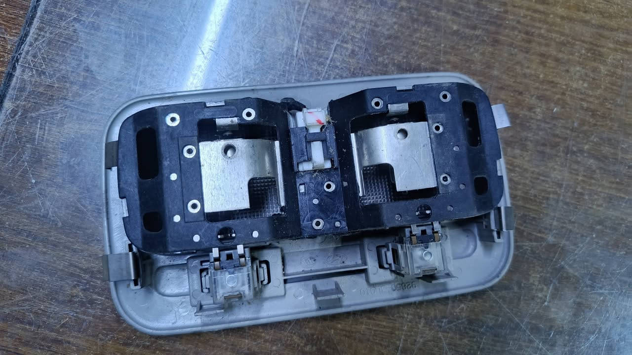 كلوب ازيرا خلفي 
***********
واتساب
