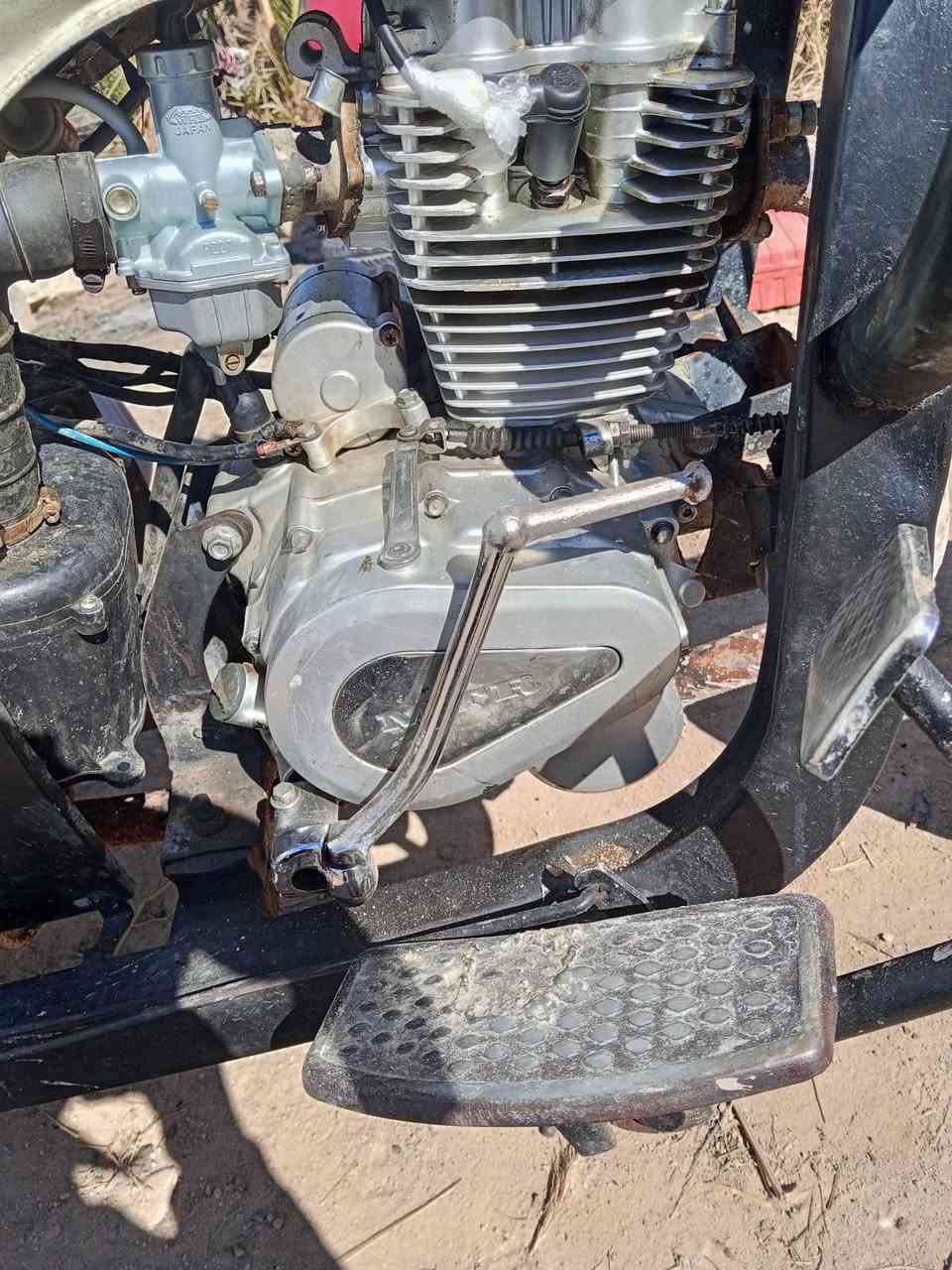 للبيع ستوته دايوان الفين وثنعش.  رقم ابيض. السعر. 950 الشراي ينتصل  ***********
