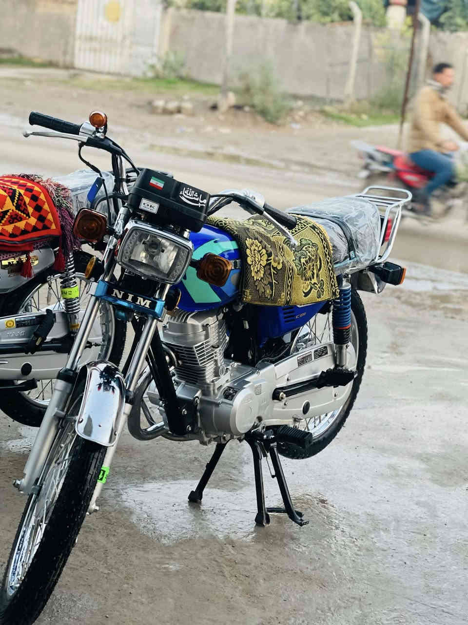 سلام عليكم ورحمة الله
نامه امتياز موديل25
دراجه كفاله عامه من ناحيت كلشي
الدراجه تفيلس ما مفيلسهاا
السعر650وبيها مجال
للاستفسار خاص او تصال
***********
