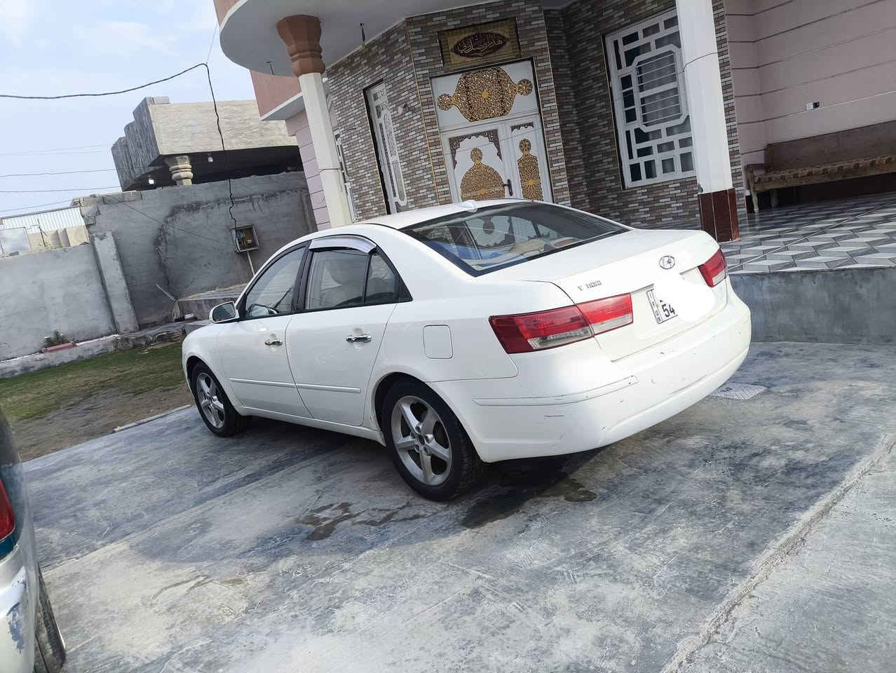 سوناته 2007 محدثه 2010
فول مواصفات 
تنته 
تحگم ستيرت 
داخل لونين 
محرك 2400 دوش 
جرس 120 
تبريد ثلج 
يدات باب نيگل 
شاشه
رقمها انبار انگليزي 
السياره بأسمنه 
ويل 17 رياضي 
سياره جاهزه
مراوس سوناته 9 او 10 
او سورنتو 10 او 11


**إذا كنت صاحب هذا الإعلان وتريد حذفه لأي سبب، رجاءا أرسل رسالة إلى الدعم الفني**