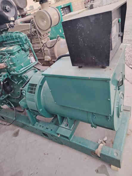 تم بحمد الله تعالى وصول مولد فالفو G10 مكينة أوربية غير مشتغل بالعراق ستة سلندر سوربر نضام حماية كامل تشغيل أو إطفاء ذاتي نضافة المكينة 80 ٪ توليد لوري سومير فرنسي اصلي
300KVA
زورنة في موقعنة ديالى بعقوبة الصناعة الثانية مقابيل نهاية حي المعلمين
للاستفسار الاتصال على الأرقام التالية
***********
***********
من الله التوفيق
