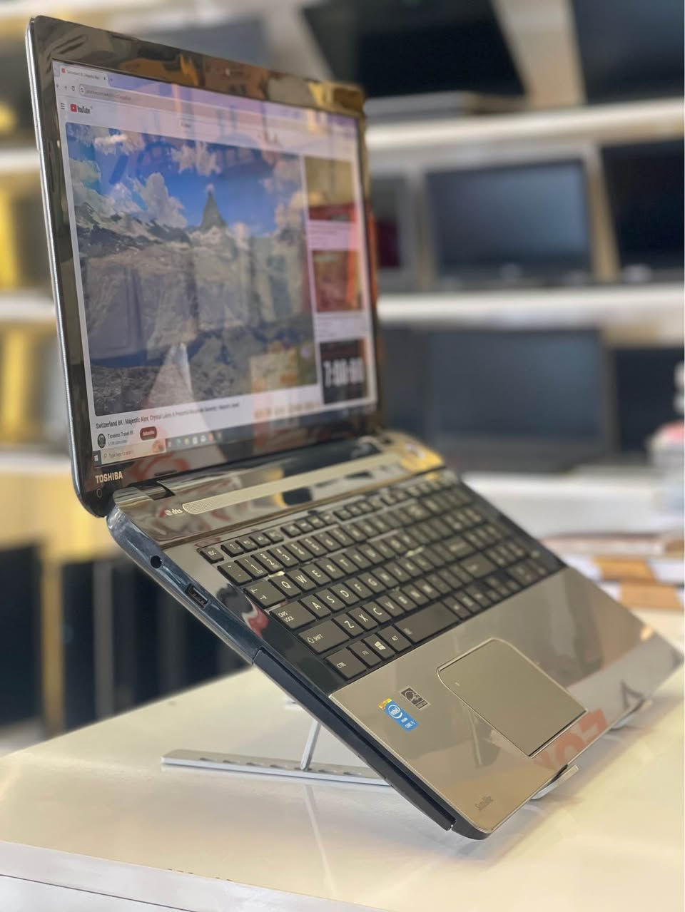 ⭕️ فقط بسعر 170 الف ⭕️

Laptop TOSHIBA 💻

Core i5 ✅

الجيل الرابع 🔥

Ram 8GB 🔥

هارد بسعة 256 ssd سريع جداً 🚀

شاشة عملاقة بحجم 17 فول HD 🖥️

منفذ HDMI port 🎞️

منفذ VGA 📽️

منفذ usb  عدد 3

منفذ aux 

بطارية تدوم اكثر من ساعة  🔋

ملاحقات الجهاز شاحنة اصلية 🔌 + حقيبة 

نظافة الابتوب 99٪؜

العنوان الموصل الزهور دورة سيدة الجميلة  📍

مجاور قهوة السرحان مكتب فوكس ستور 

يتوفر توصيل جميع محافظات العراق 🚚🚛🚚🚛

تفاصيل اكثر :☎️ ***********.☎️*********** موصل, نينوى
