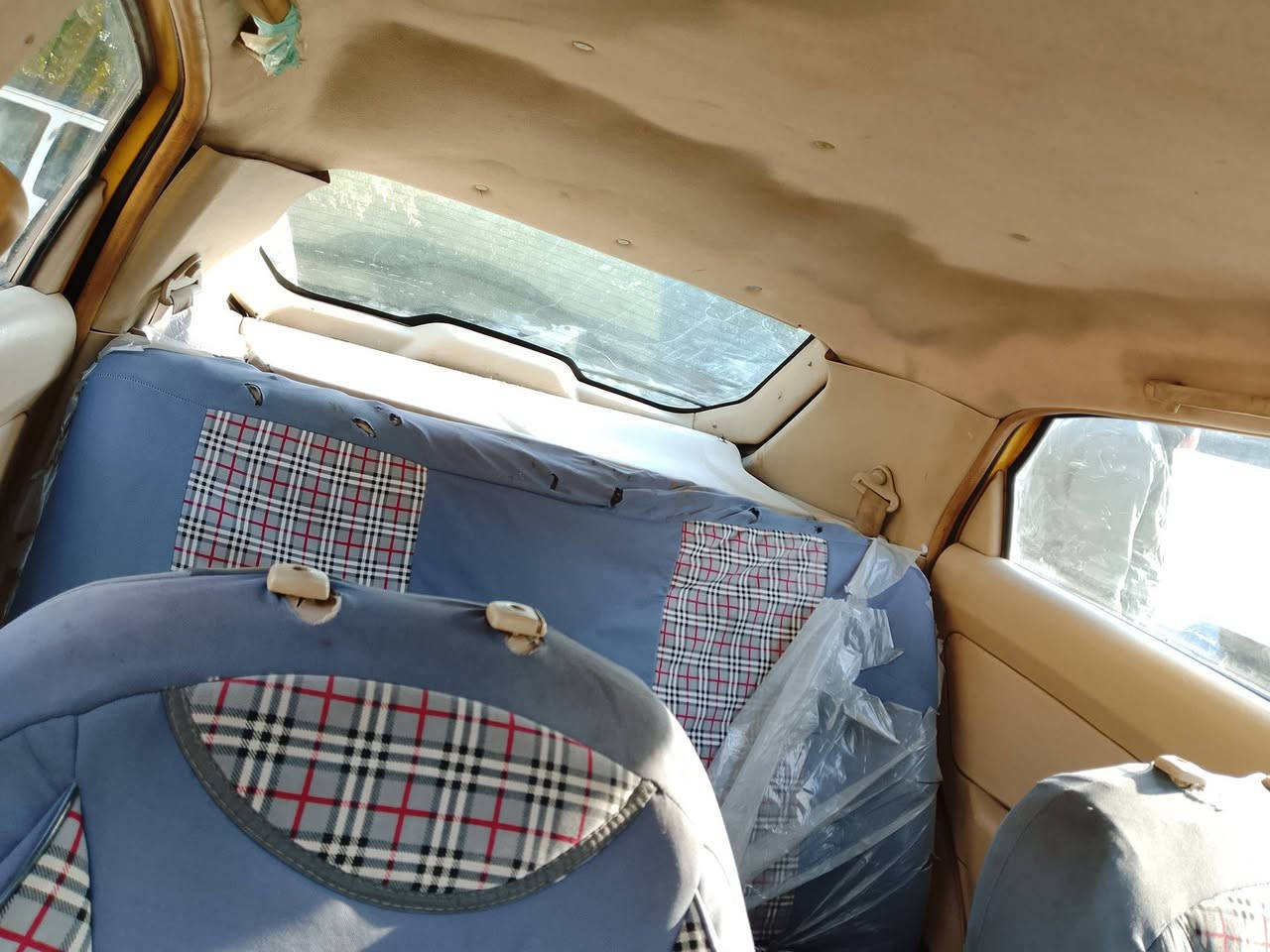 سلام عليكم ورحمه شيري فلاوين
لبيع 2011مكينه جديده تبريد جديد غرفه جديده 
صدر خلفي أمامي جديد تخم تاير باتري جديد كهربائيات
شغله كله شاشه دخم سماعه تحويل ثاني يوم مكان سياره بغداد دوره شارع محكمه هيىه مطلوبه 200هيىه مرور مطلوبه 150سعر 32بيه مجال بيك خير تدلل هاي سياره كدامك إذا تحب اتصل تومر ***********
