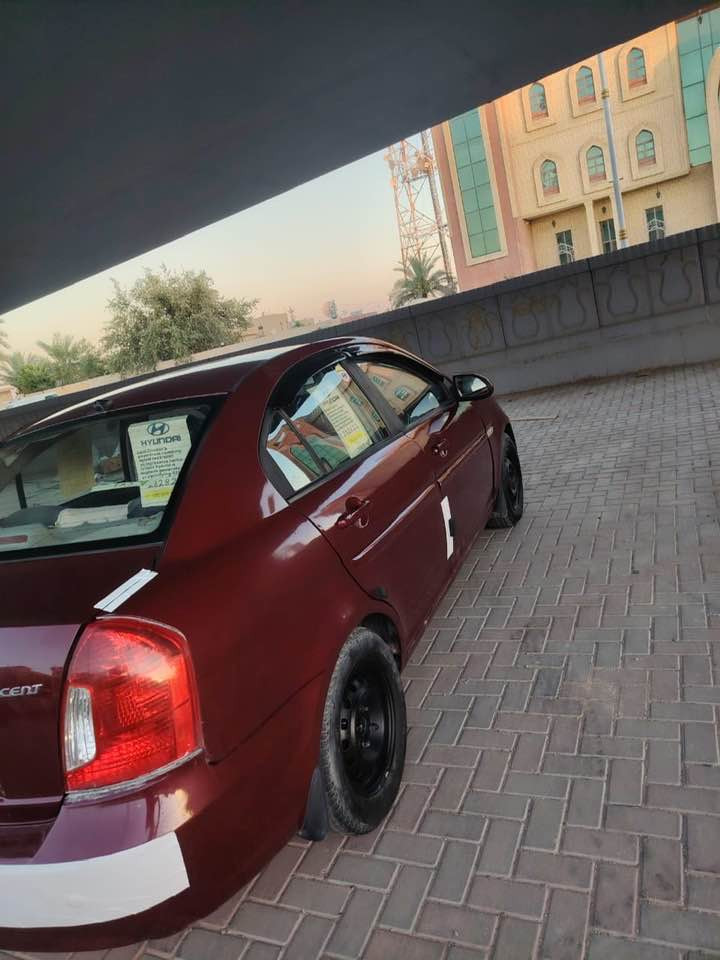 للبيع بدون مراوس وسعرها مناسب خابر ودلل
اكسنت 
موديل 2006 
رقم كركوك دولي تحويل مباشر 
صبغ جماليه بدون ضربه ولا طخه 
محرك كير شرط 
محرك 1600
تخم تاير جديد
صدر امامي خلفي جديد
كهربائيات كلها شغاله 
السياره جديده بمعنى الكلمه آحلا من آلصور مكان السيآره تكريت الأستفسار آتصل ع صاحبها 
***********
