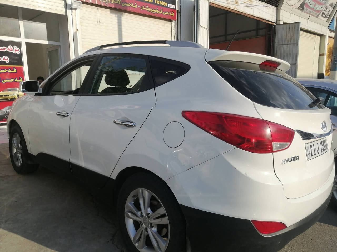 توسان 13 امريكي . محرك 2400 مفتوح شرط شركه 
السونار موجود بصور السعر 135وبيها مجال 
مكانها ناحية يثرب ***********
