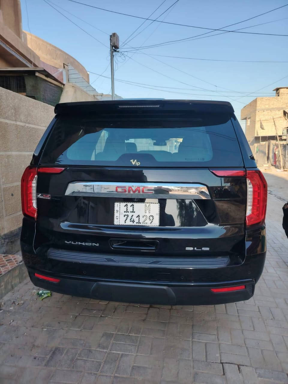 سلام عليكم
GMC YUKON SLE 2023 🚘 

رقم بغداد الجديد بسمي

اليكم المواصفات 👇

خليجي 

ماشيه 87 الف كيلو

موديل 2023

حجم المحرك  V8 5.3L

مرتبط بناقل حركة أوتوماتيك

🎹كير بيانو 

مفتاح التشغيل بصمة

تشغيل عن بعد

فتح الصندوق كهرباء

💨عدد AIR BAG 8

ABS

هاند بريك كهرباء 

دفع خلفي RWD

دشبول شاشة

شاشة كبيره

اريل نفكيتر

كاميرا دوارة

حساسات خلفية

🔦لايت زينون + LED

🔦كشافات زينون 

🔦بك لايت LED

💡الانارة الداخلية LED

ويل كب 18 R بدون طسه

مقود جلد حياكة

شفتات مقود

⁠

مثبت سرعة

💺المقاعد مخمل

حركة المقاعد الأمامية كهرباء

🪞المرآة الوسطية اوتو دم

❄️3 قطع

❄️ تحكم بالتبريد الخلفي

❄️ثلاجة

نظام نزول منحدرات

نظام تحديد المسار

نظام مانع الانزلاق

مثبت مقعد الطفل

حساسات اطارات

أوضاع القيادة

ماسحة خلفية

❗ رادار 

‏ Bluetooth/USB /T YPCE 

⚡مخرج منفذ الطاقة ⚡

حاملات الأكواب 8

-تطعيم الدواخل ألمنيوم

نظام الصوت BOSE

السعر 450وبيه مجال نشاءالله 
العنوان بغداد -الغزاليه 

لاستفسار يرجى الاتصال على
الرقم
***********
