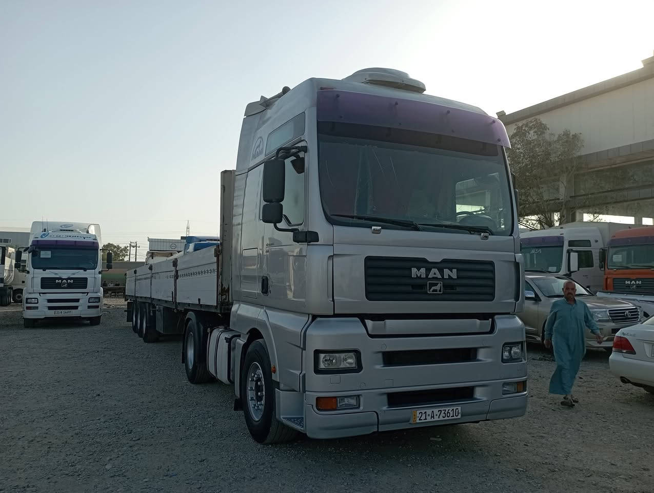 سلام علیک مان 2002تۆماتیک فول فول عجم 460 هاڤ رتایدەر سەنەویە2031
ژم***********
