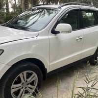 ٧ راكب • ٢٤٠٠ سي سي • رقم مميز