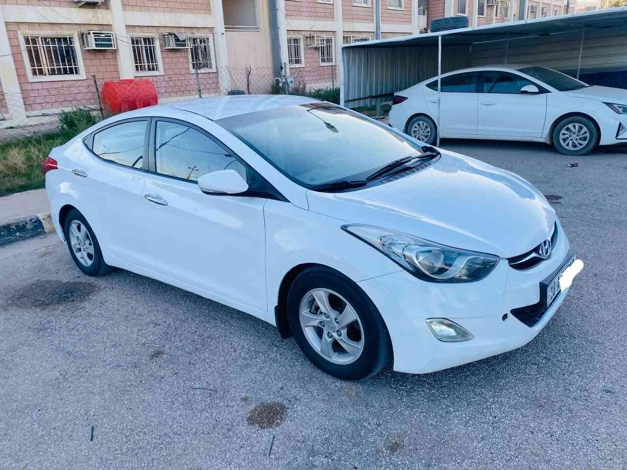 سلام عليكم للبيع النترا افانتي ٢٠١٢ محرك ١٦٠٠ سيارة جاهزه من كلشي السعر ٩٥ وبيها مجال اتصال ***********
