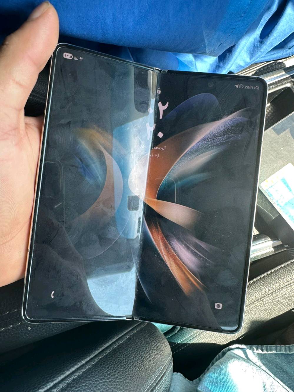 Samsung Galaxy Z Fold4جهاز مكفول من كلشي ذاكره 256بس مشكلته لشاشه لكبيره ل
ما تنفتح كلش تقريبن تنفتح 95بل 100رايده بيع او مراوس قفل 450