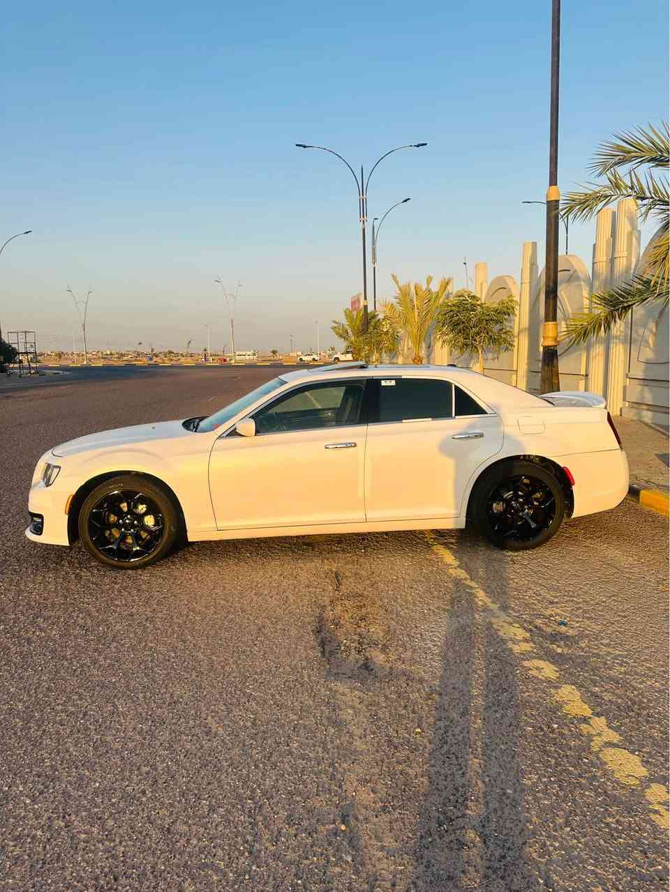 اوباما مديل ١٦ كندي 🇨🇦 عينه ٢٦٠ كفاله عامه ضربه وصبغ وتبديل رقم اربيل دولي تريد وكاله تريد تحويل بيه شويه بارد بل جاملغ امامي لون ابيض صدفي سياره فوول لمتدد حاهزه من كلشي 
كير محرك 
تبريد 
تخم تاير 
ماشيه ١١٣ ميل حقيقي 
سعر ٢٢٥ وبيه مجال قليل 
***********
ملاحظة سيارة بل بصرة البصرة, العراق
