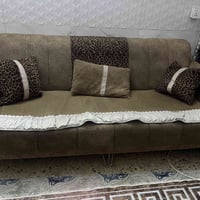 تخم نمري قنفه كبيرة وكراسي ثنين للبيع السعر ١٥٠ مكان بغداد الشعب 07770...