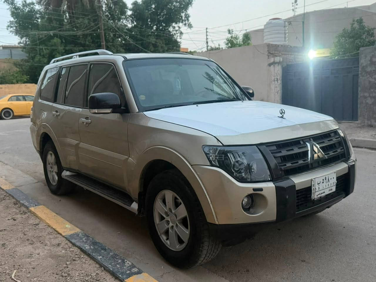 باجيرو ٢٠٠٧ مكفوله من الصبغ بيها بارد براس الجاملغ فقط مكينه ٣٥٠٠ المرغوب تبريد ثلج مكينه خير من الله 
السعر ١٠٩ ورقه 
مدانها بغداد محموديه للاتصال ***********

