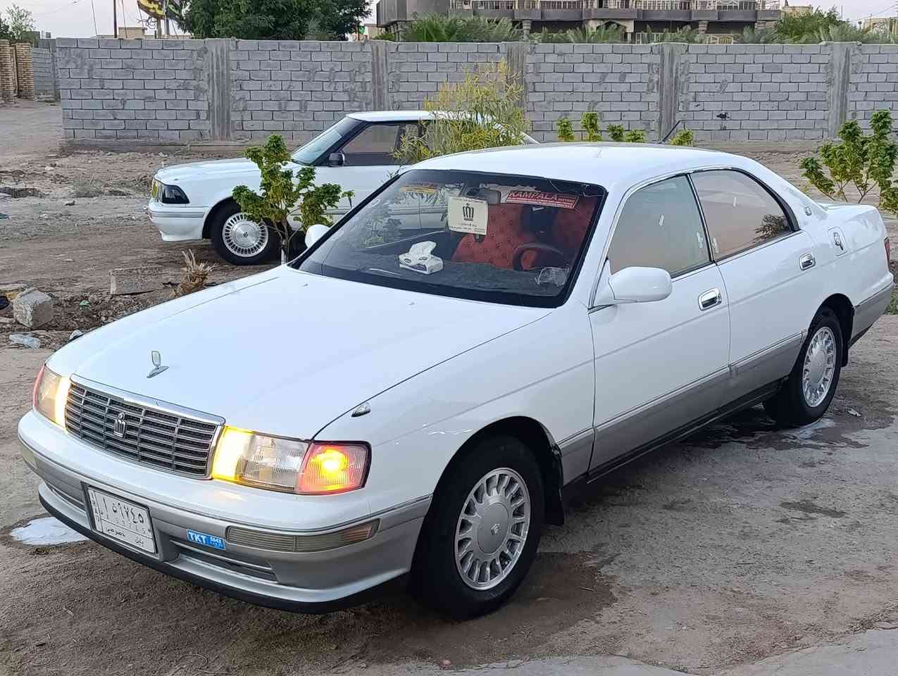 السلام عليكم 
السعر ((54))وبيها مجال للشراي
 ‏‪***********‬‏
‏‪***********‬‏
سياره بطه فصل موديل 1994 مكفولة كفاله عامه من الكص والنقل الجثه والضربه والعيب الشرعي وكافه الاصوليات والغرامات كير مكينه اثنين ونص فيفتي حداديه تخم تايرات جديد كهربائيات شغاله تبريد شغال سياره جاهزه الرقم بابل مشروع وطني سنويه مجدده لغايه 2028  تريد تحويل تريد وكاله للاستفسار الاتصال على الرقم التالي
